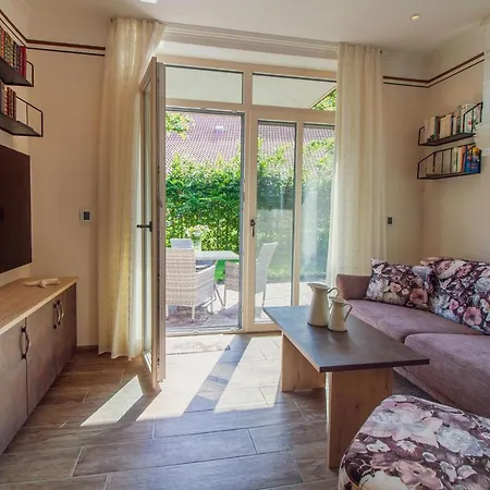 Up Besoeoek - Magnolie Mit Sauna * Krummhörn